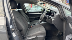 Volkswagen Golf 1.0 eTSI Life 5dr DSG Petrol Estate